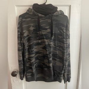Seven7 Masked Hoodie SM